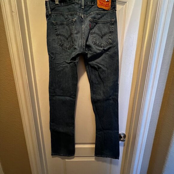 Levi's 527 30x34 boot cut jeans - Picture 2 of 3